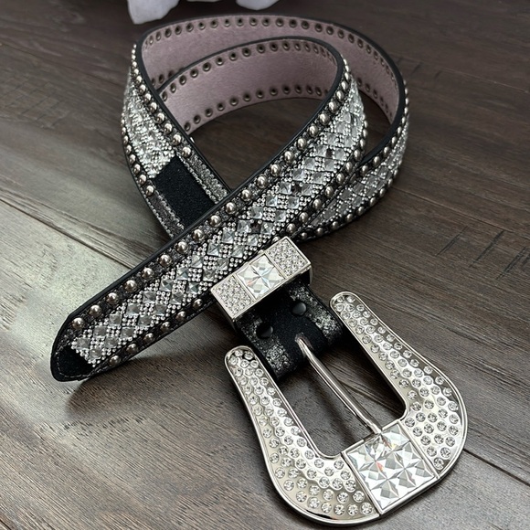 Nocona Genuine Leather Western bling,rhinestone belt,studs,removable buckle - Picture 1 of 14